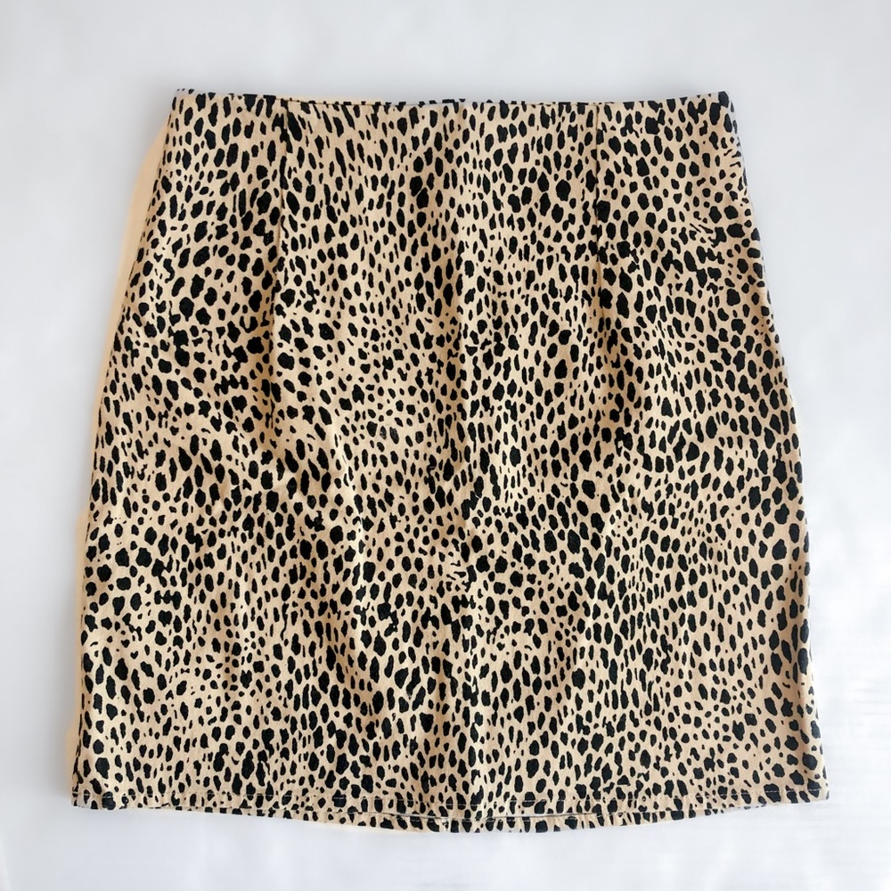 Brandy Melville Leopard Print Skirt - one size